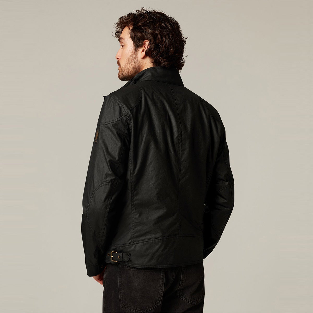 BELSTAFF｜レースマスター ジャケット｜アウター｜ブラック｜モデル着用