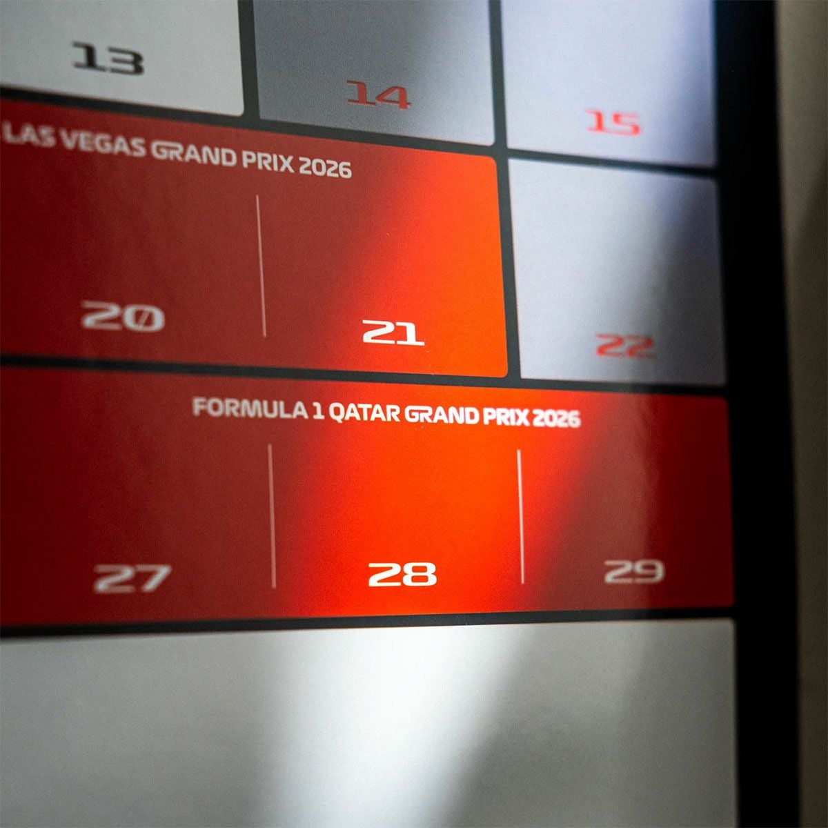 F1 オフィシャル カレンダー 2026 | モトーリモーダ公式オンラインショップ