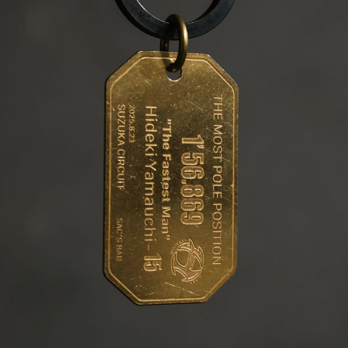 SUBARU｜レーシングドライバー 山内英輝 最多ポールポジション15回記念 真鍮キーホルダー IYS-003 SUBARU スバル｜キーホルダー｜ゴールド