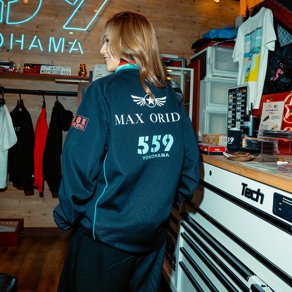 MAX ORIDO｜MAX ORIDO ソフトシェルジャケット｜アウター｜モデル着用