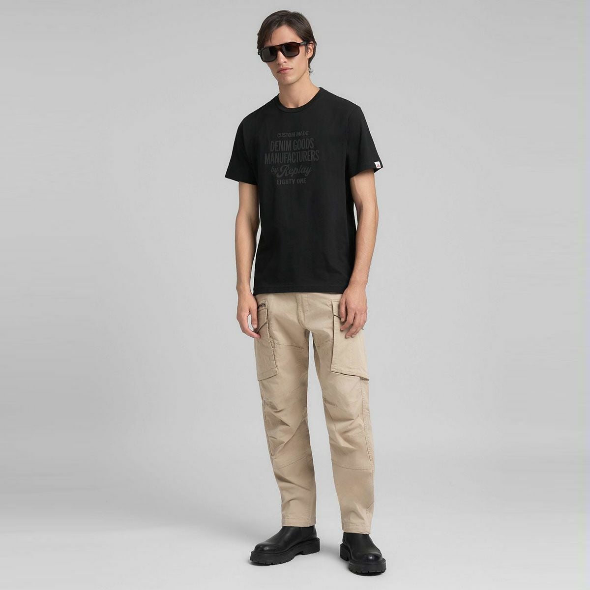 REPLAY｜ジョー カーゴ トラウザー｜パンツ｜デザート｜モデル着用