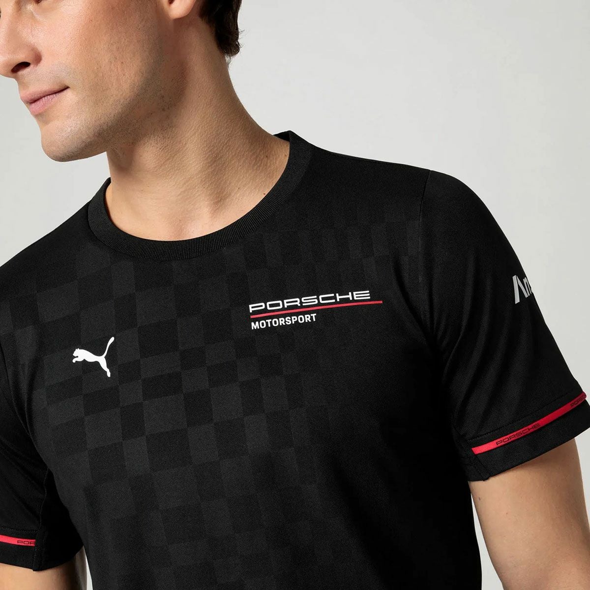 PORSCHE｜ポルシェ モータースポーツ レプリカ Tシャツ｜ウェア｜ブラック｜モデル着用