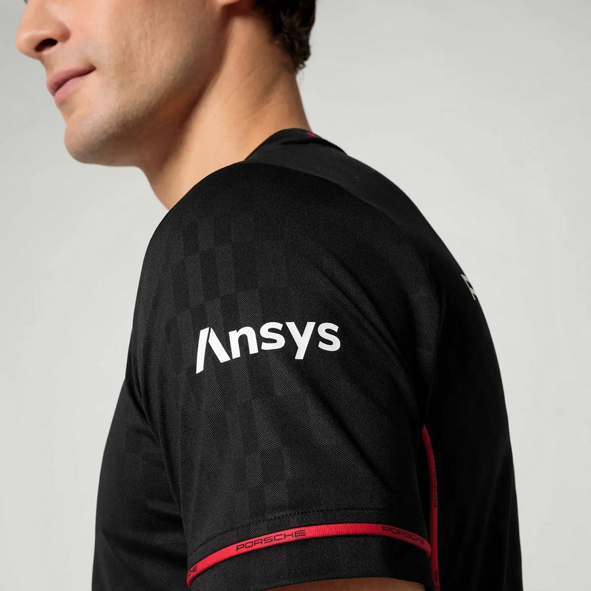 PORSCHE｜ポルシェ モータースポーツ レプリカ Tシャツ｜ウェア｜ブラック｜モデル着用