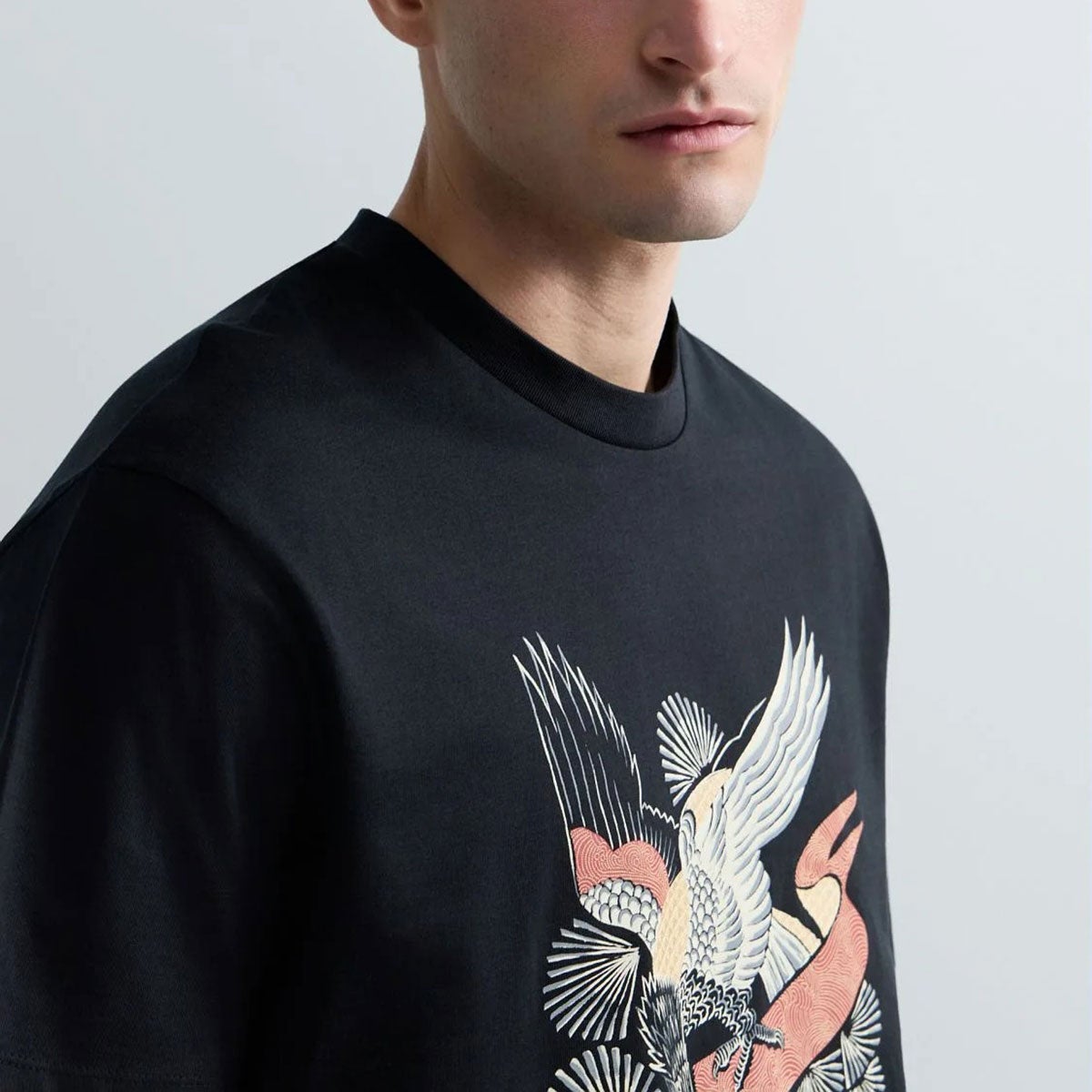 REPLAY｜フロントプリント リラックスフィット Tシャツ｜トップス｜ブラック｜モデル着用