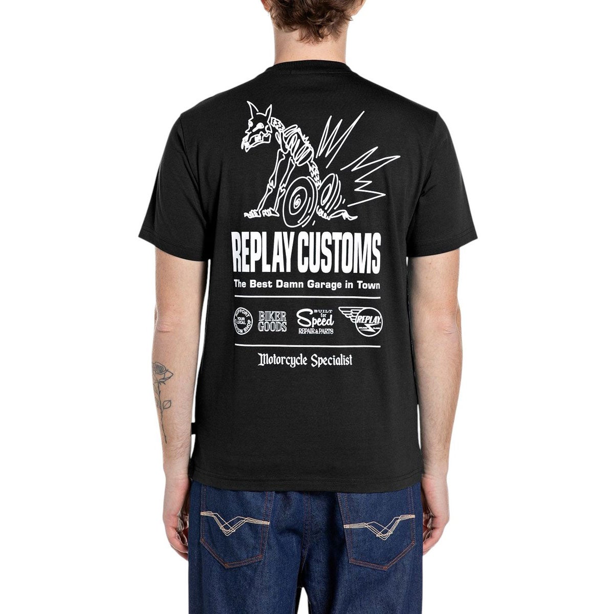 REPLAY｜カスタム プリント ジャージー Tシャツ｜トップス｜ブラック｜モデル着用