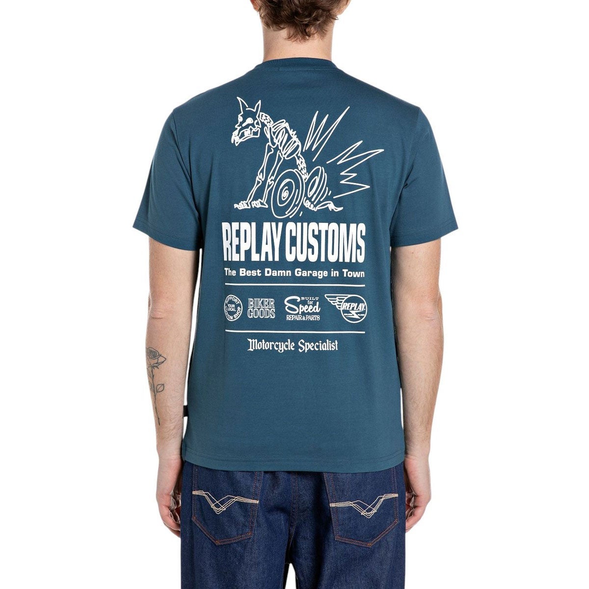 REPLAY｜カスタム プリント ジャージー Tシャツ｜トップス｜ペトロールブルー｜モデル着用