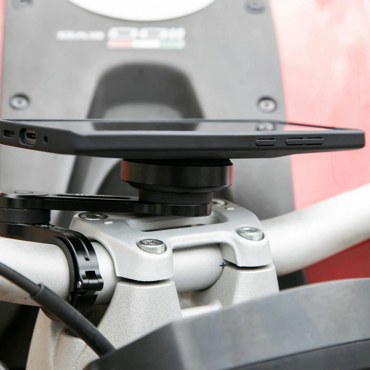 SP CONNECT｜防振モジュール｜雑貨｜ブラック｜使用イメージ