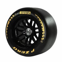 PIRELLI｜ピレリ ウィンドトンネル F1 2026 タイヤ 1:2 スケール｜雑貨｜イエロー