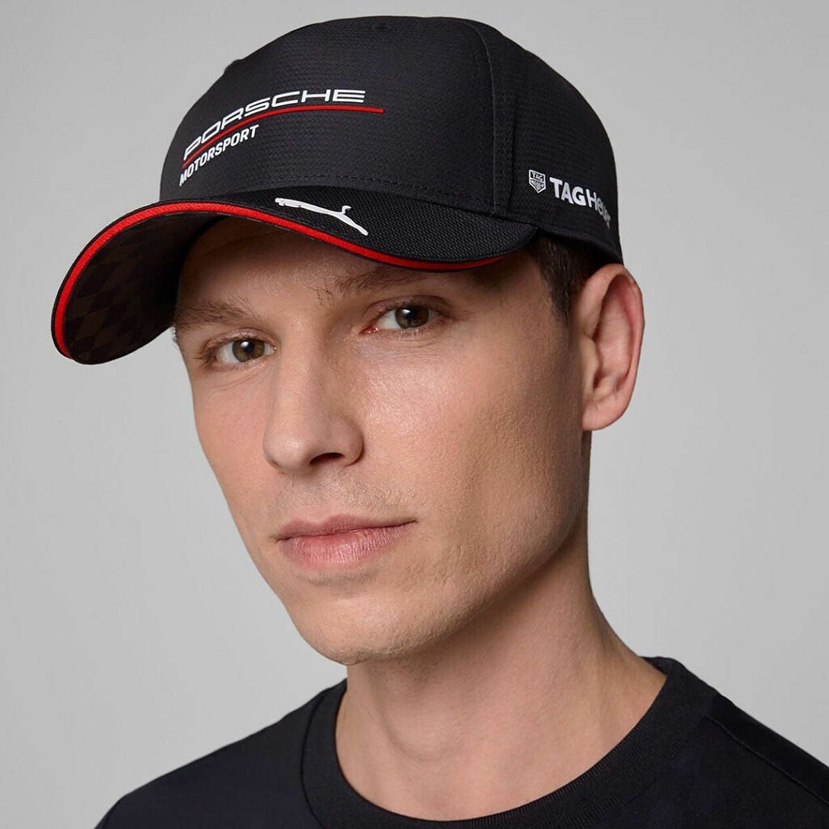 PORSCHE｜ポルシェ モータースポーツ チームキャップ ブラック｜帽子｜ブラック｜モデル着用