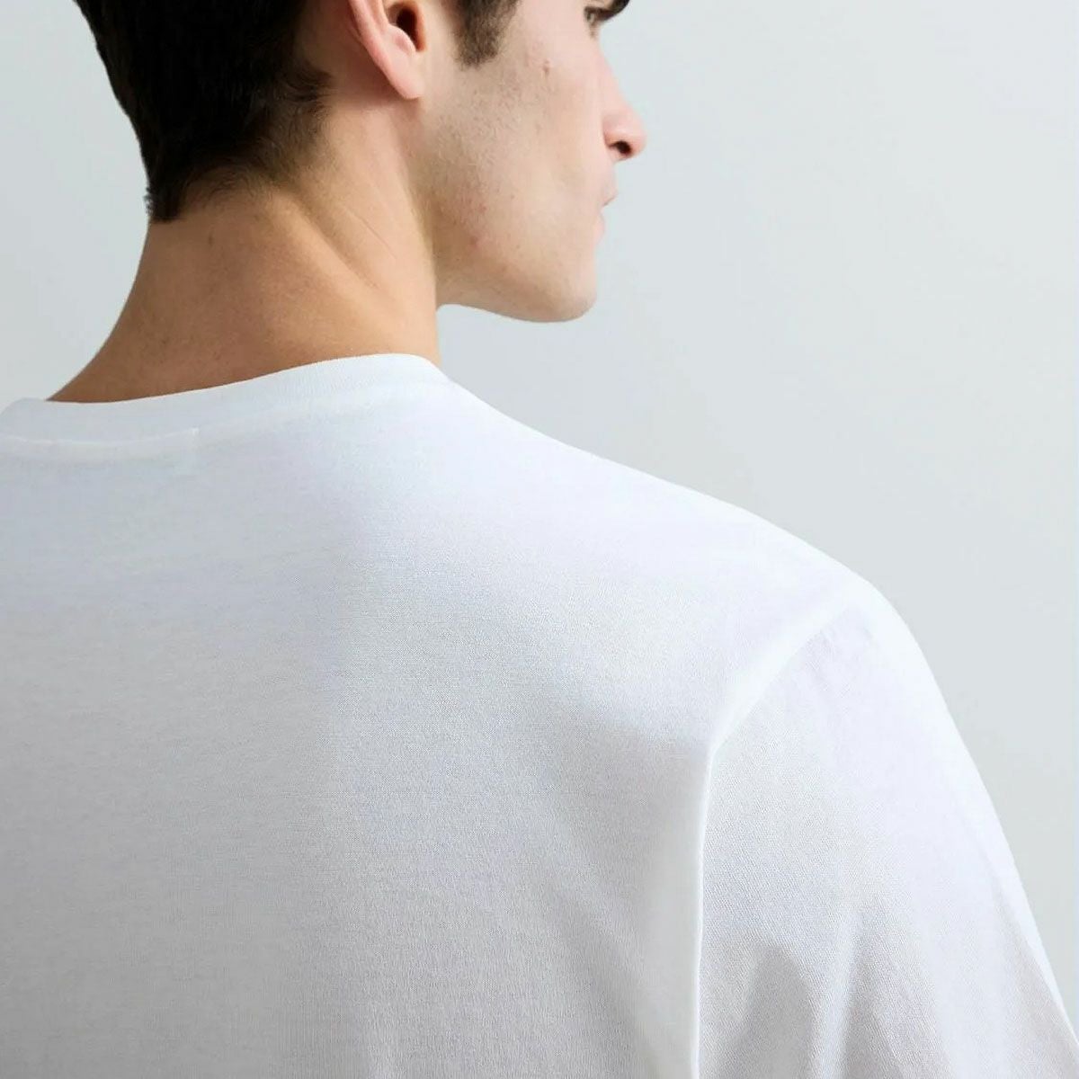 REPLAY｜フォーミュラ1 グラフィック ジャージー Tシャツ｜トップス｜ナチュラルホワイト｜モデル着用