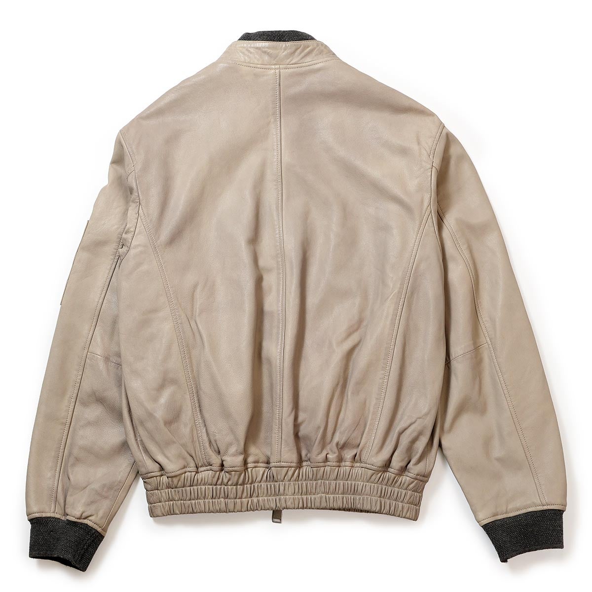 REPLAY｜ラムレザーボンバージャケット｜アウター｜セメントグレイ｜モデル着用