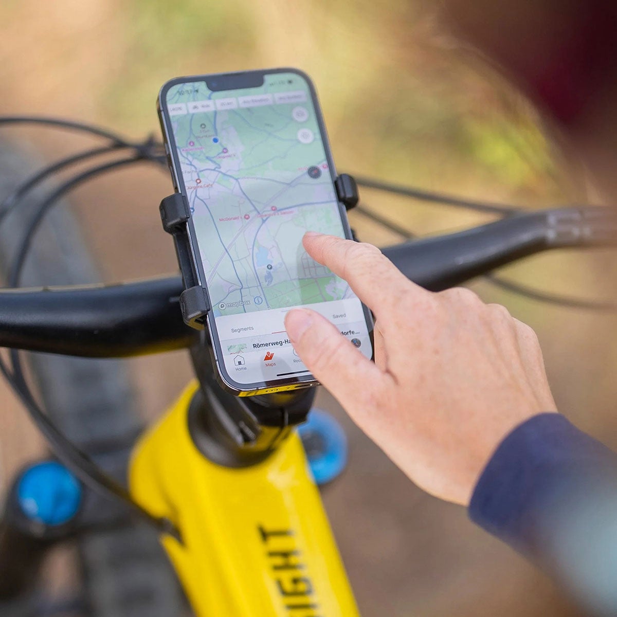 SP Connect｜ユニバーサル スマホホルダー｜雑貨｜ブラック｜使用イメージ