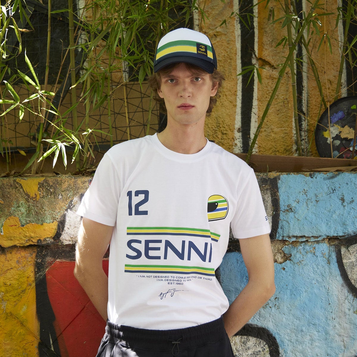 Ayrton Senna｜ アイルトン・セナ 12 ストライプ Tシャツ｜ウェア｜ホワイト｜モデル着用