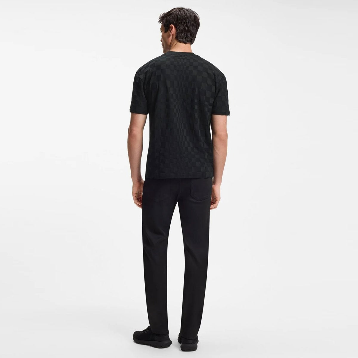 HUGO BOSS｜Porsche x BOSS ジャカードパターン コットン Tシャツ｜ウェア｜ブラック｜モデル着用