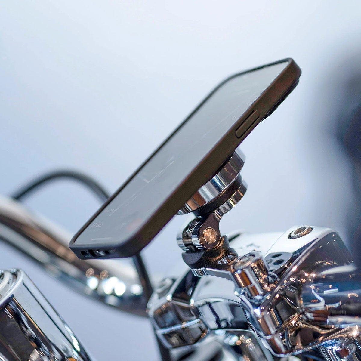 SP Connect｜防振モジュール クロムメッキ仕様｜雑貨｜クローム｜使用イメージ