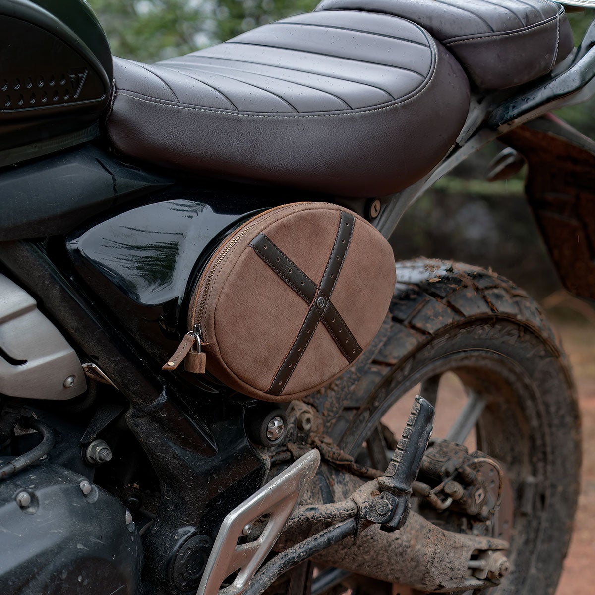 バイクに馴染むバッグのイメージ