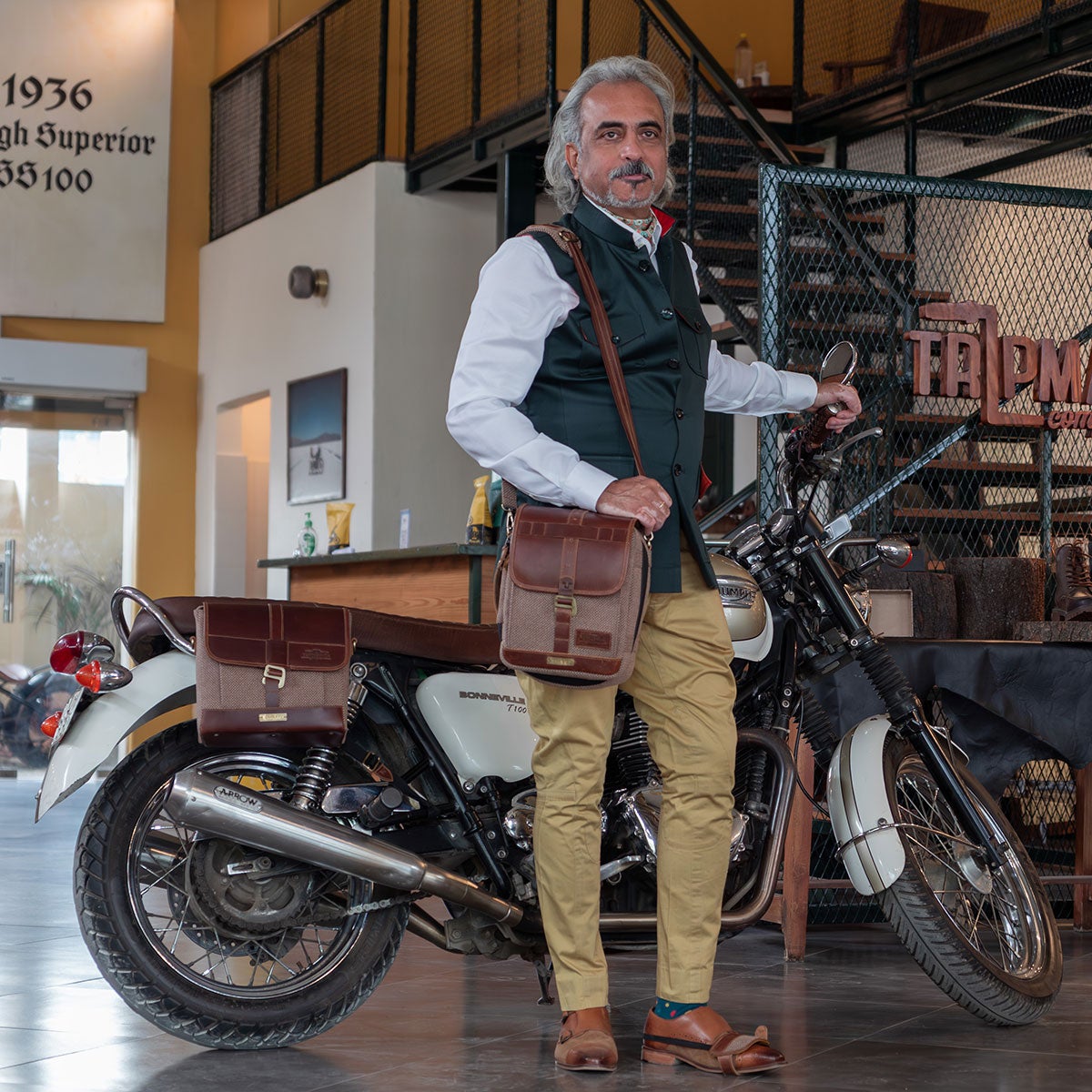 Trip Machine｜DGR × トリップマシン ジェントルマンズ キャリー コレクターズセット｜バッグ｜コニャック｜使用イメージ