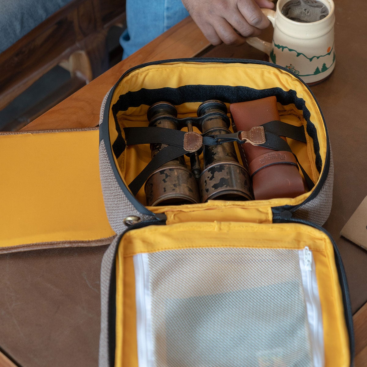 Trip Machine｜DGR × トリップマシン  カートグラファー タンクバッグ｜バッグ｜ブラック｜使用イメージ