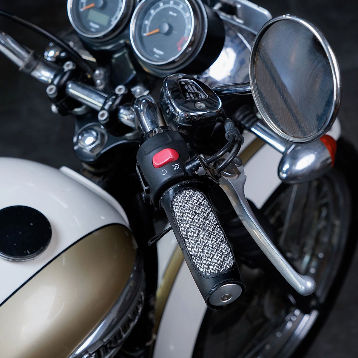 Trip Machine｜DGR × トリップマシン ハバダッシュ グリップ｜雑貨｜ブラック｜使用イメージ