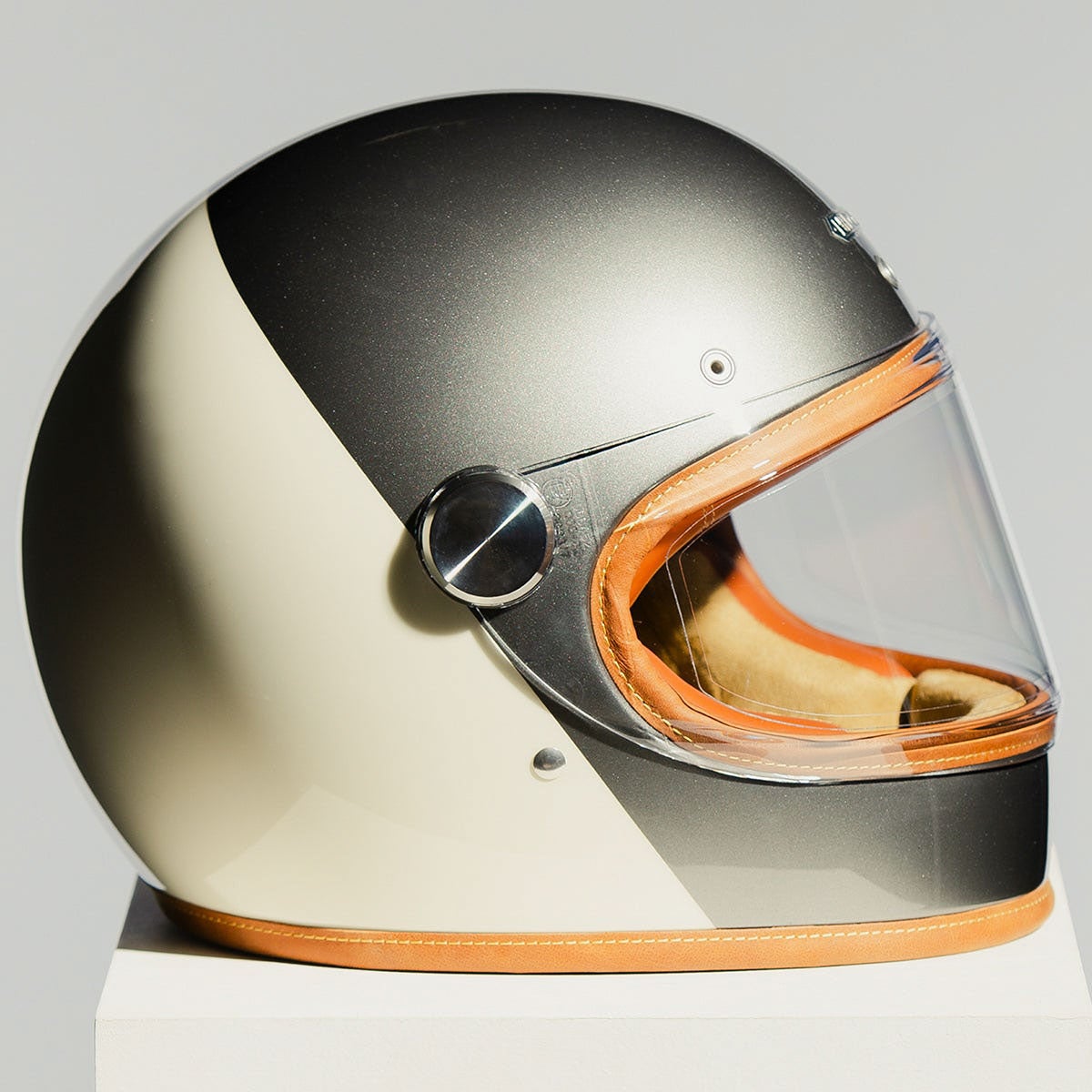 HEDON｜ヒロイン レーサー 2.0 キャメロット フルフェイス ヘルメット｜フルフェイス｜キャメロット