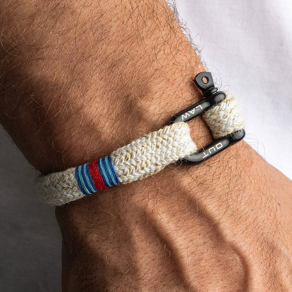 OUTRAW GEAR｜M オン ザ ロックス｜アクセサリー｜サンド×ブラック｜使用イメージ