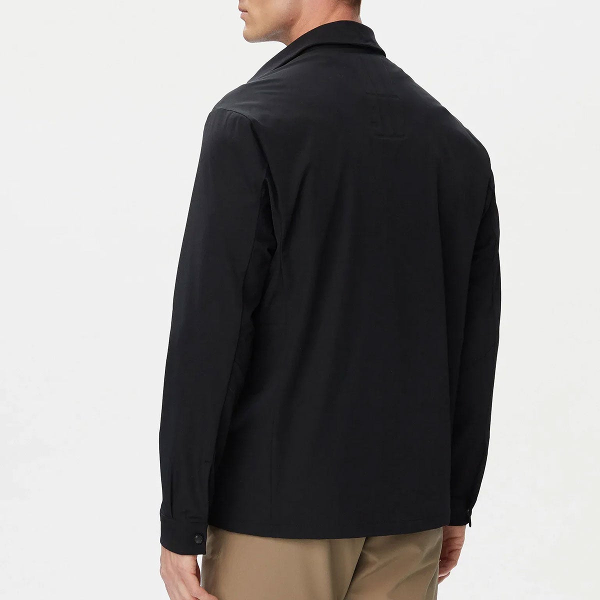 HUGO BOSS｜Porsche x BOSS エンボスロゴ シャツ｜トップス｜ブラック｜モデル着用