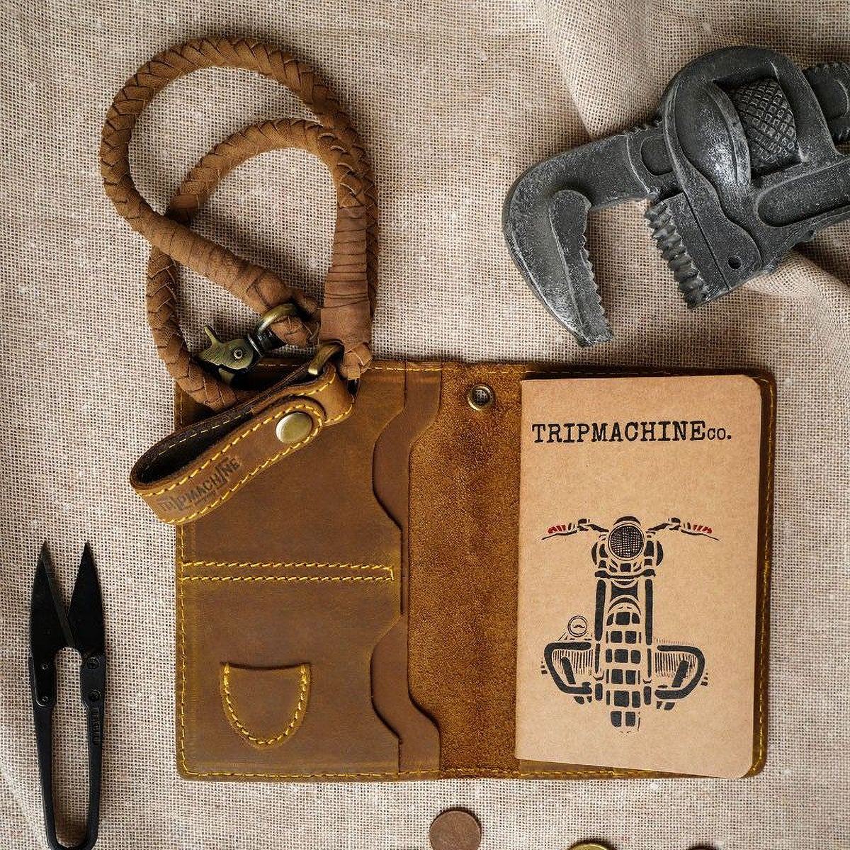 Trip Machine｜エクスプローラー ウォレット｜財布｜タバコブラウン