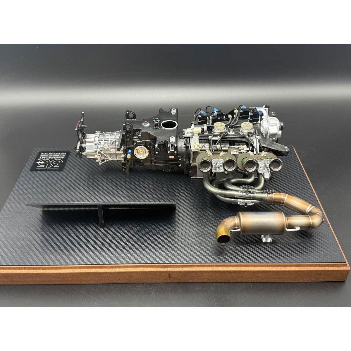 MZRacing｜R26B 1/6スケールエンジンモデル　ルマン優勝35周年記念エディション｜模型