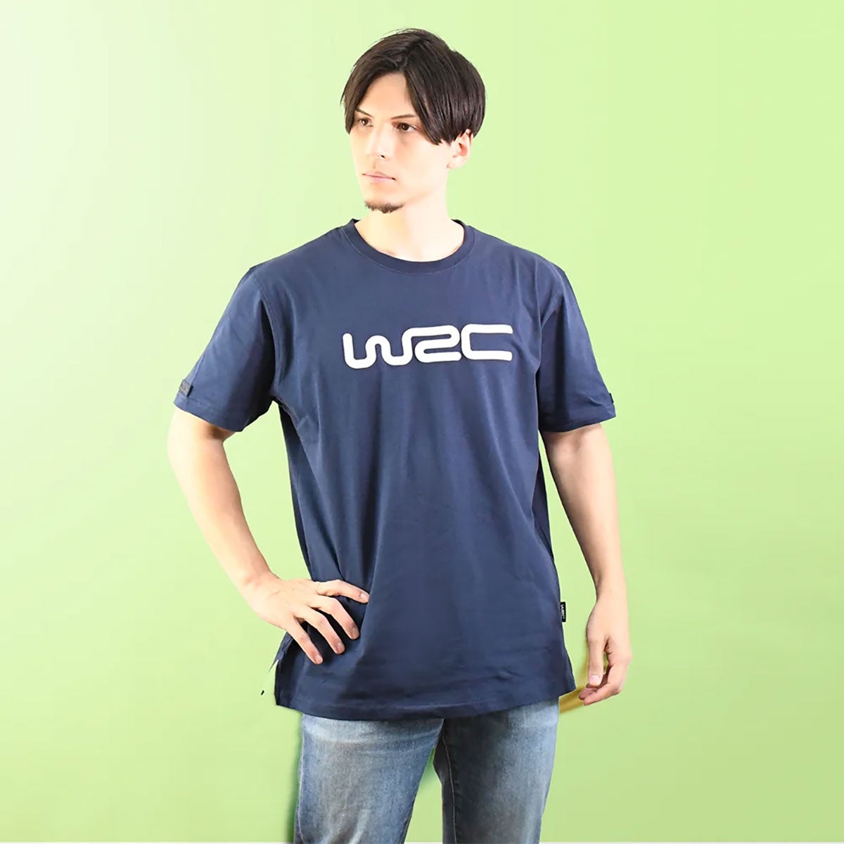 WRC｜WRC 肩ロゴ Ｔシャツ｜Tシャツ｜ネイビー｜モデル着用