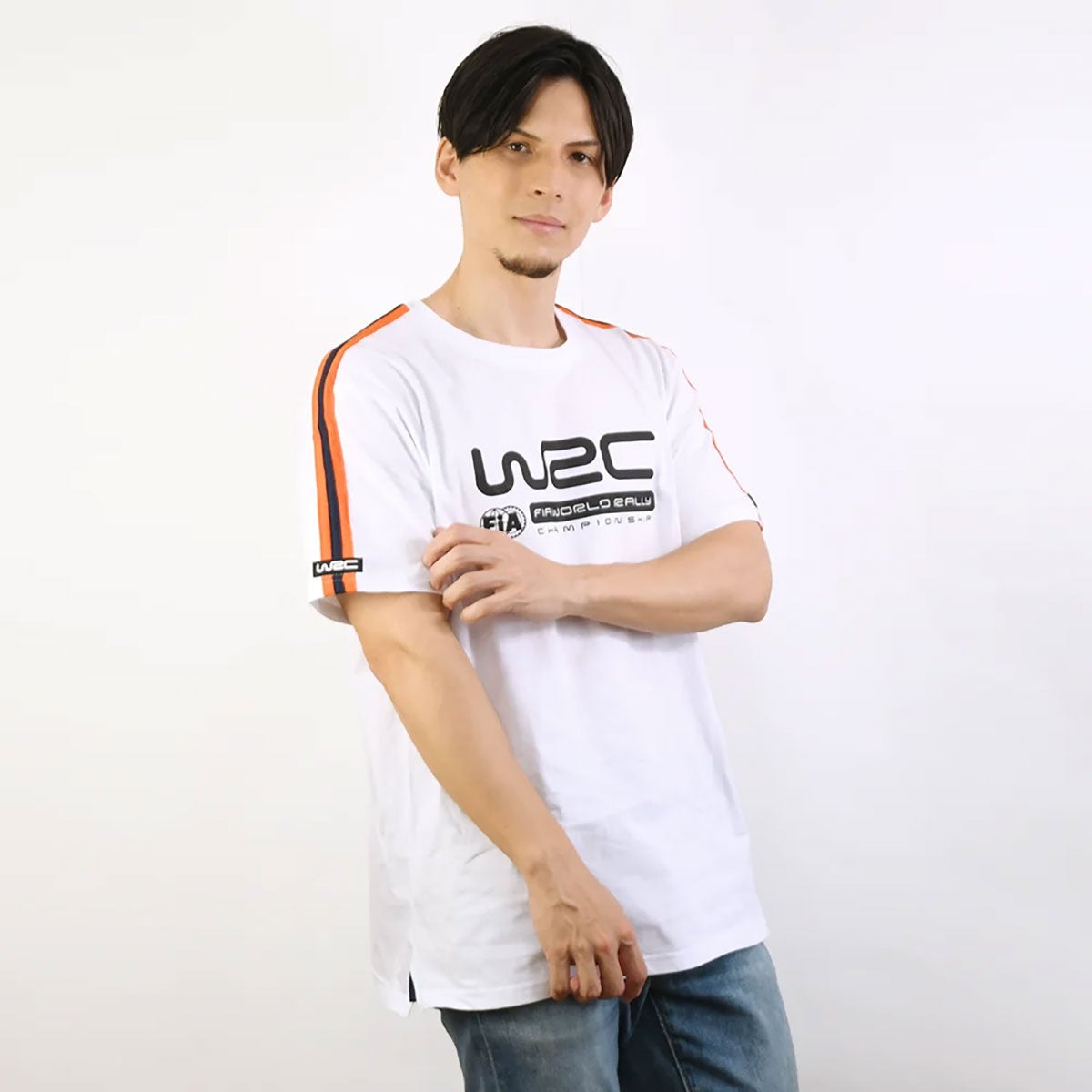 WRC｜WRC プレミアムTシャツ｜Tシャツ｜ホワイト｜モデル着用