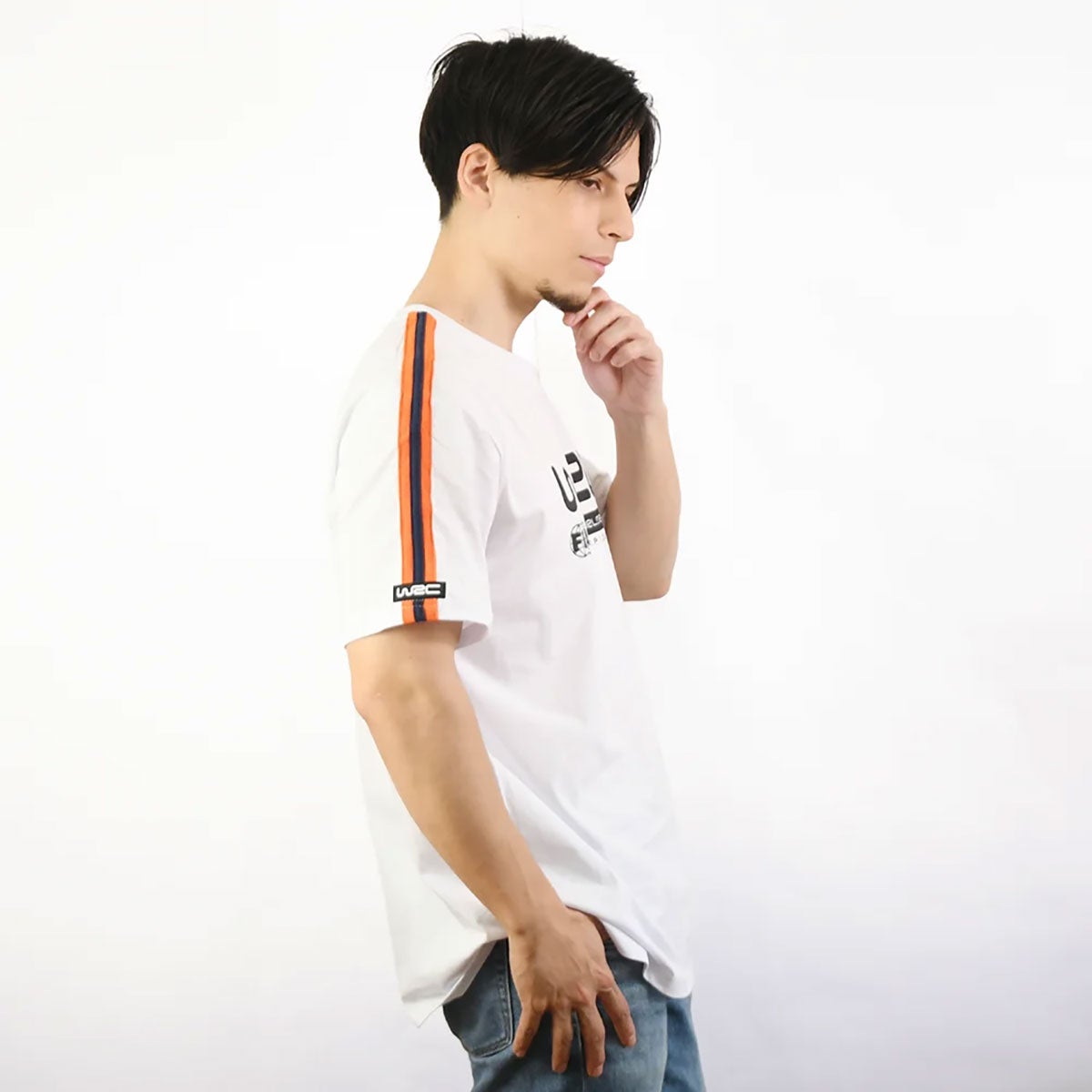 WRC｜WRC プレミアムTシャツ｜Tシャツ｜ホワイト｜モデル着用