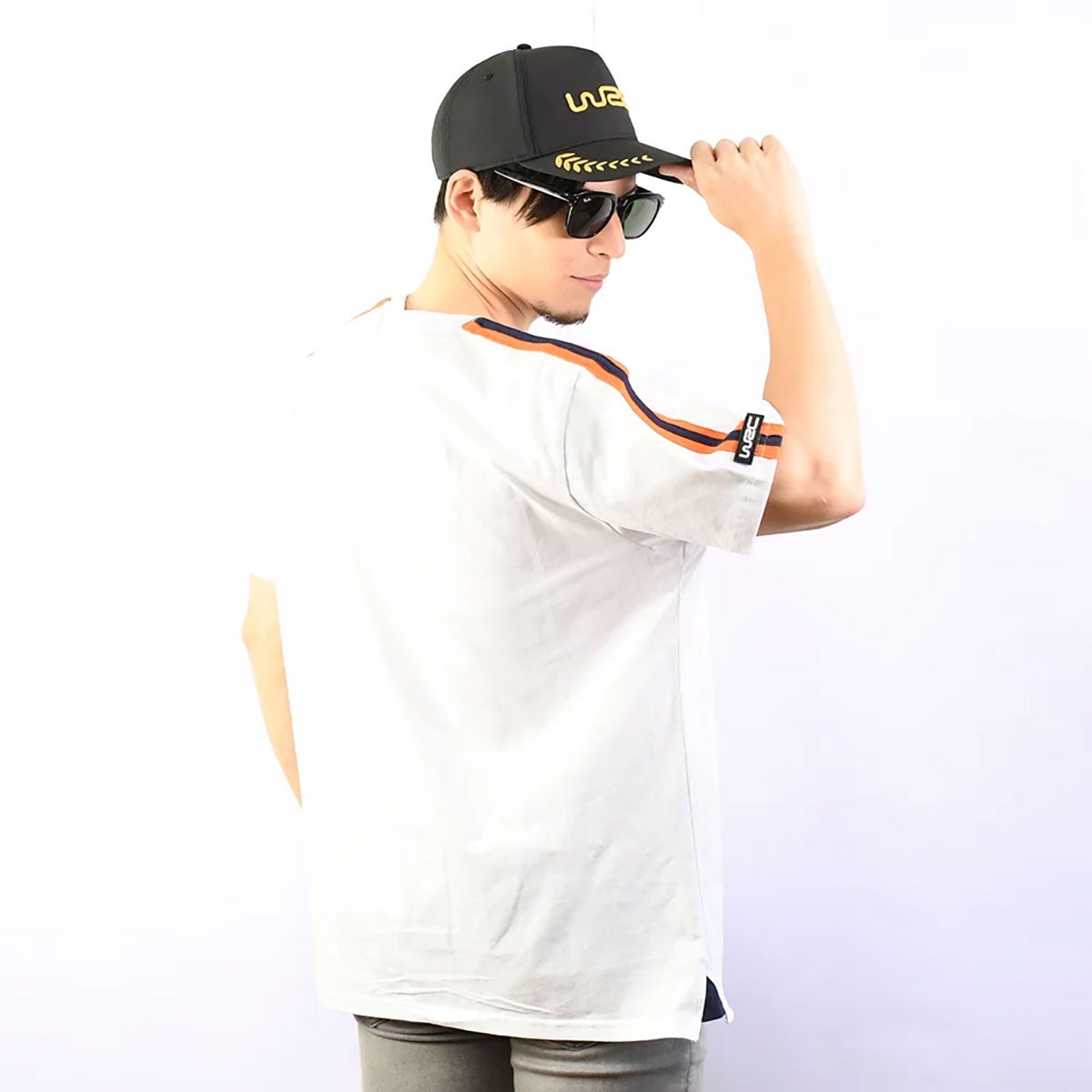 WRC｜WRC プレミアムTシャツ｜Tシャツ｜ホワイト｜モデル着用
