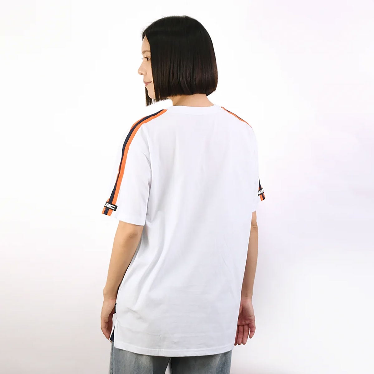 WRC｜WRC プレミアムTシャツ｜Tシャツ｜ホワイト｜モデル着用