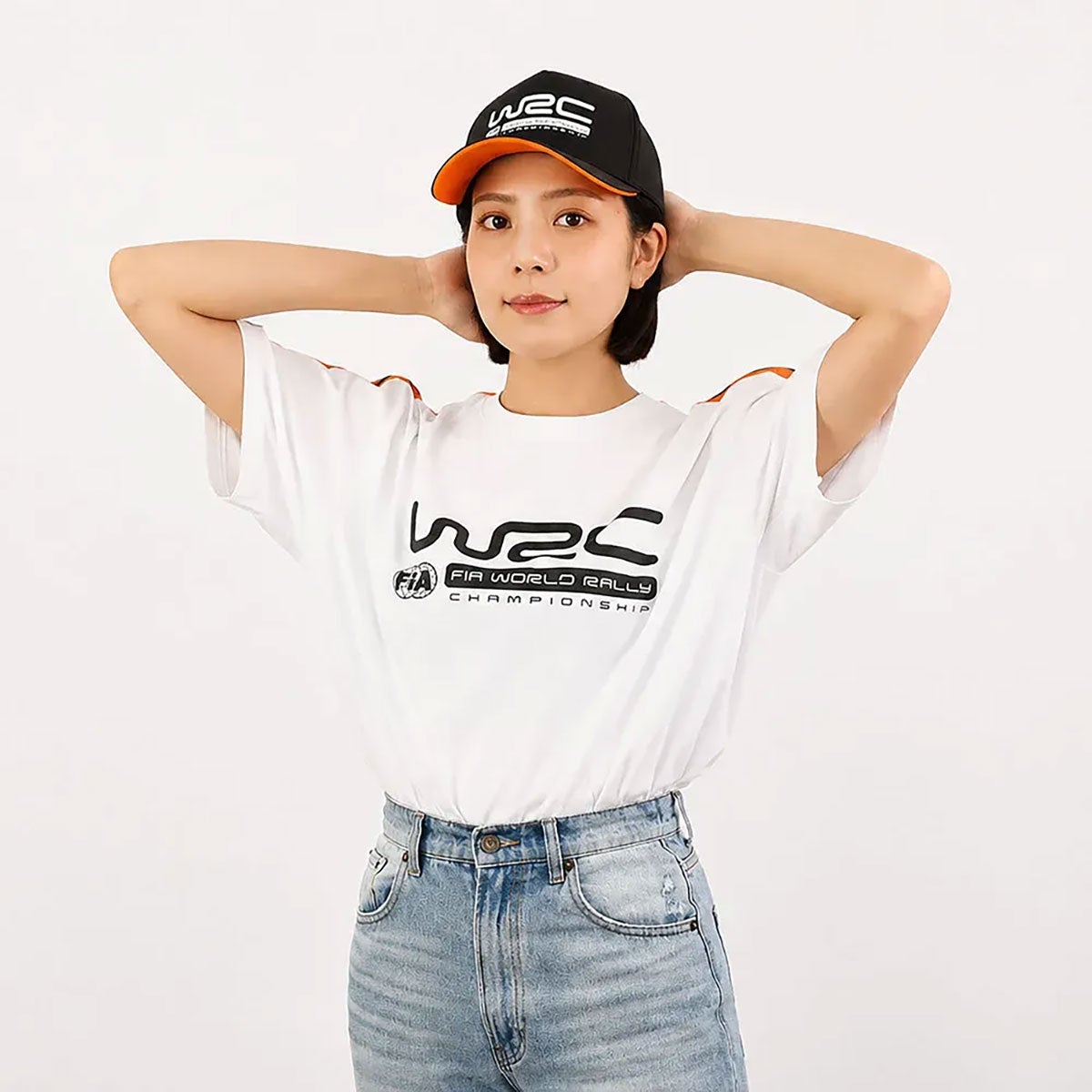 WRC｜WRC プレミアムTシャツ｜Tシャツ｜ホワイト｜モデル着用