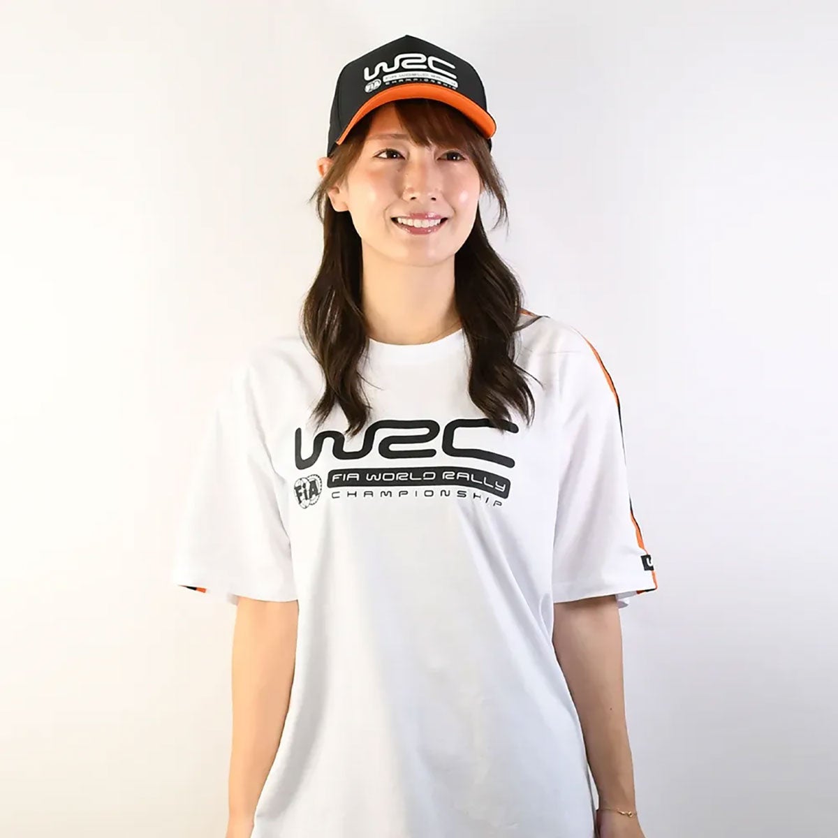 WRC｜WRC プレミアムTシャツ｜Tシャツ｜ホワイト｜モデル着用