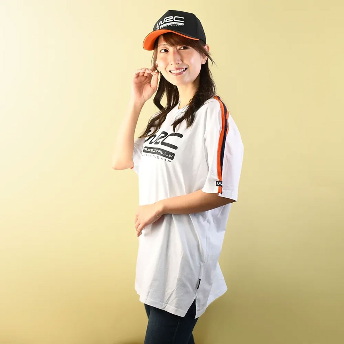 WRC｜WRC プレミアムTシャツ｜Tシャツ｜ホワイト｜モデル着用