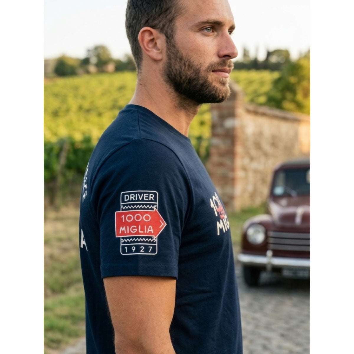 Mille Miglia｜クラシックレジェンド Tシャツ｜ウェア｜ブルー｜モデル着用