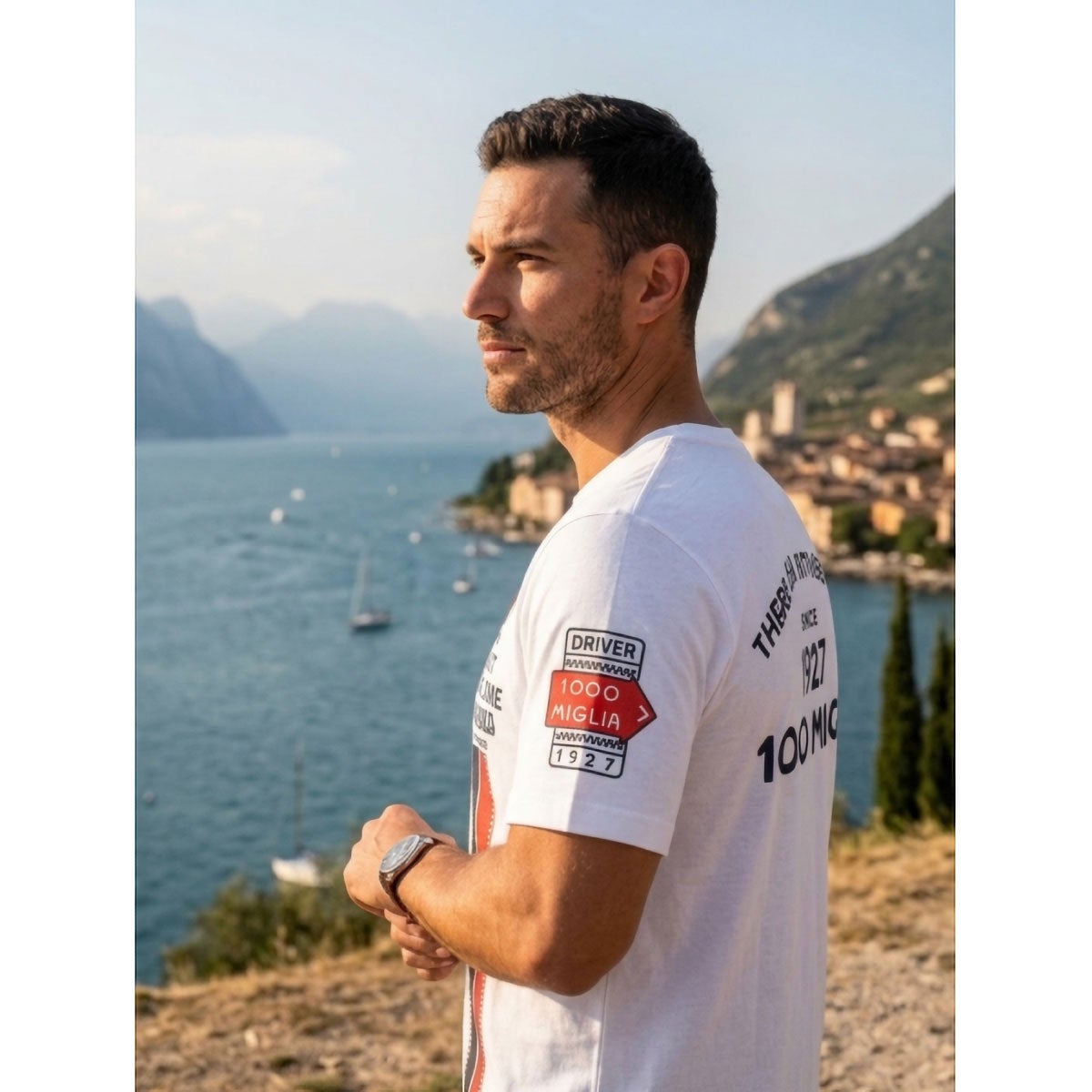 Mille Miglia｜クラシックレジェンド Tシャツ｜ウェア｜ホワイト｜モデル着用