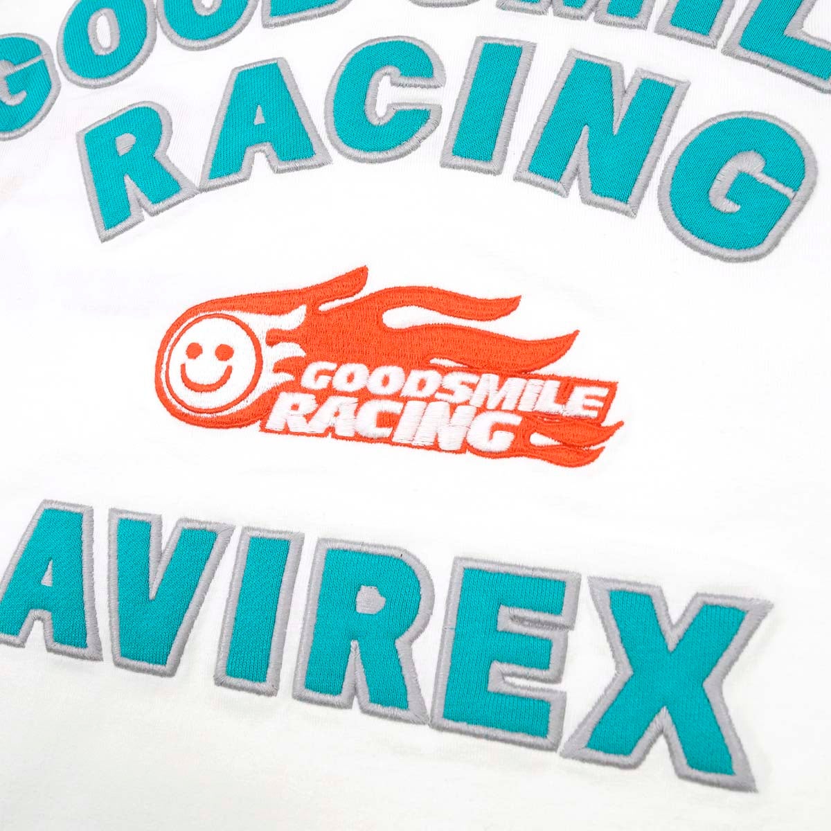 GOODSMILE RACING｜2026 GSR×AVIREX チームウェア レプリカ TEE｜Tシャツ｜ホワイト