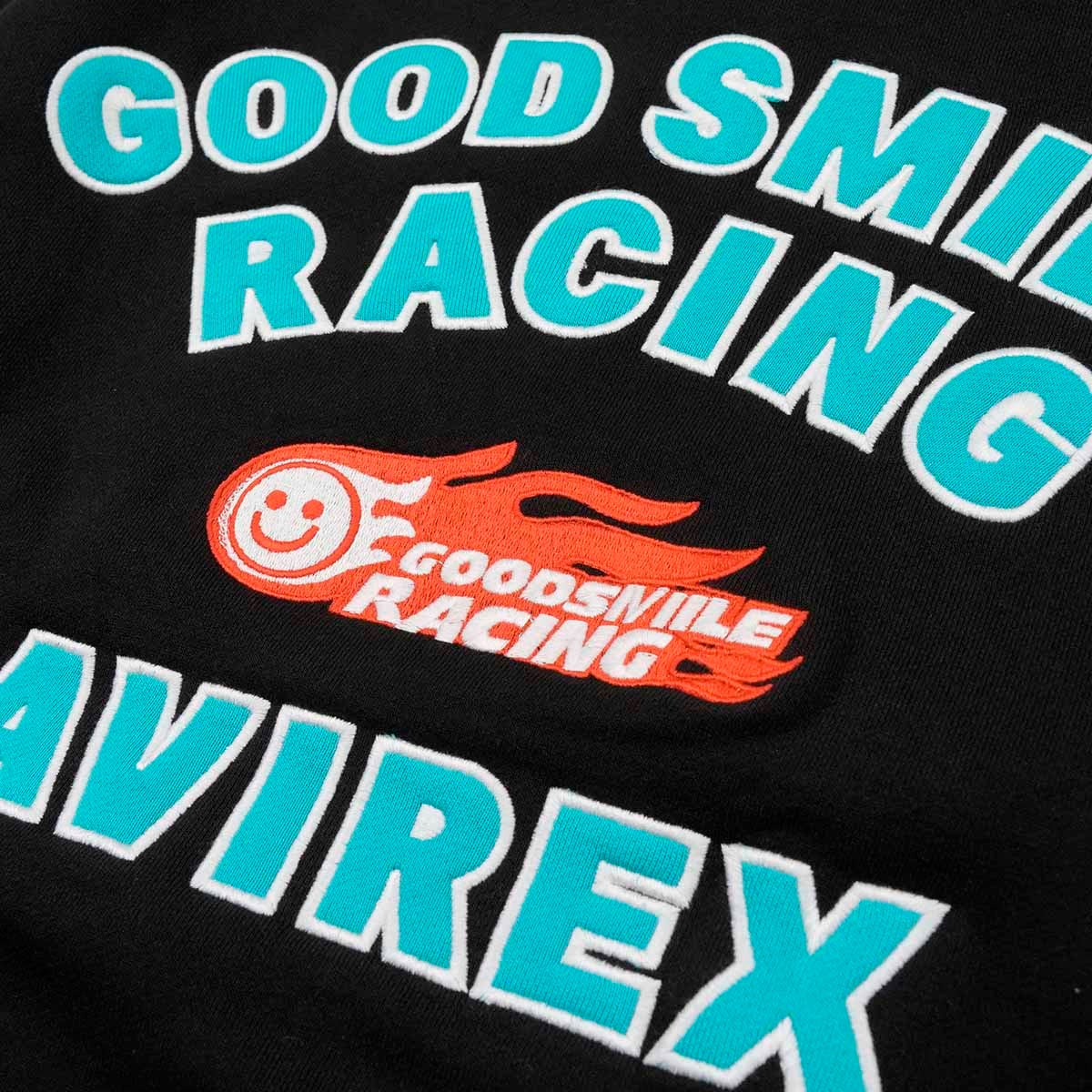 GOODSMILE RACING｜2026 GSR×AVIREX チームウェア SWEAT ZIP HOODIE｜Tフーディ｜ブラック