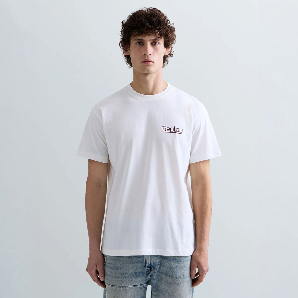 REPLAY｜レギュラーフィット バイカーズ Tシャツ｜Tシャツ｜ガーデニア｜モデル着用