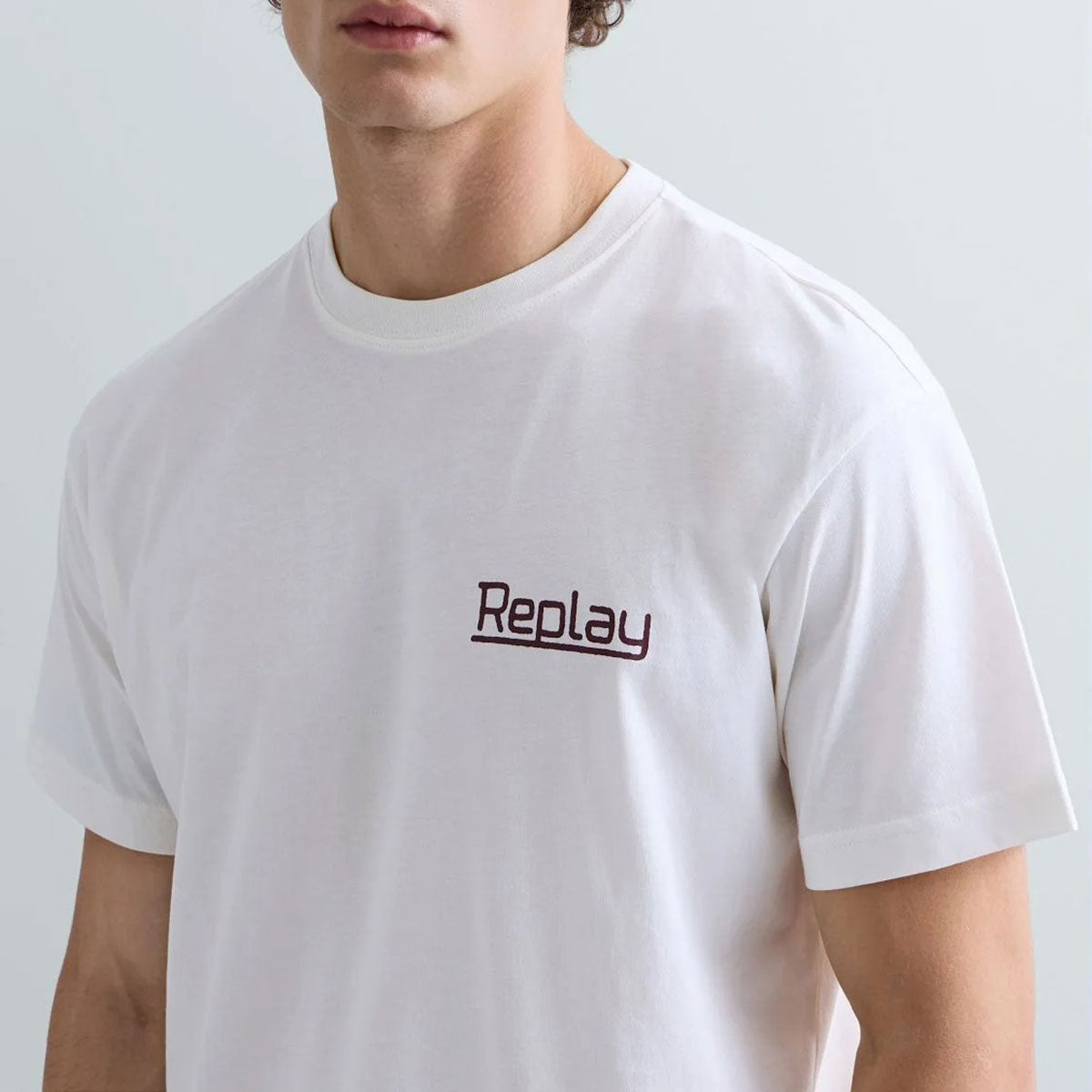 REPLAY｜レギュラーフィット バイカーズ Tシャツ｜Tシャツ｜ガーデニア｜モデル着用