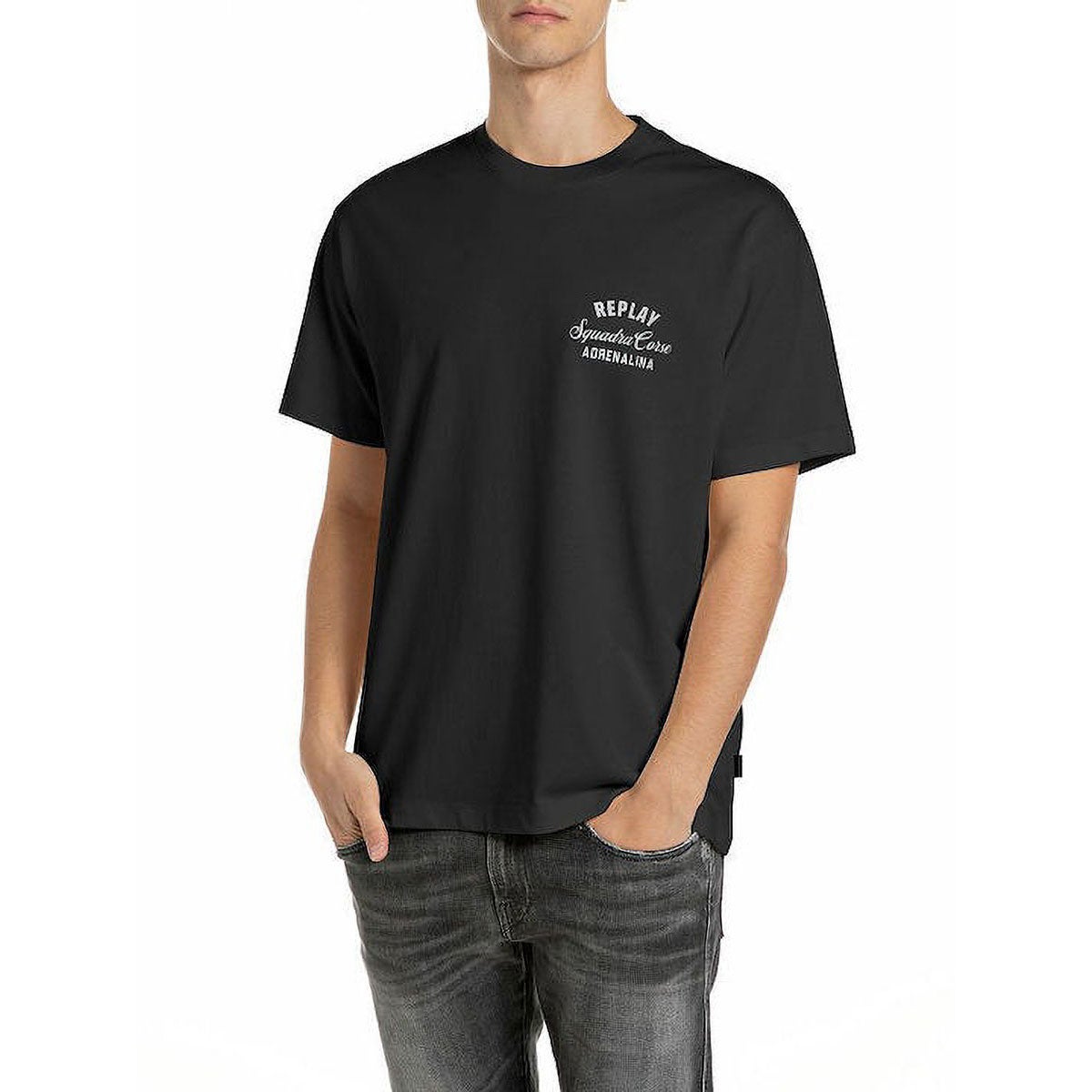 REPLAY｜レギュラーフィット モトリカビ Tシャツ｜Tシャツ｜ブラック｜モデル着用