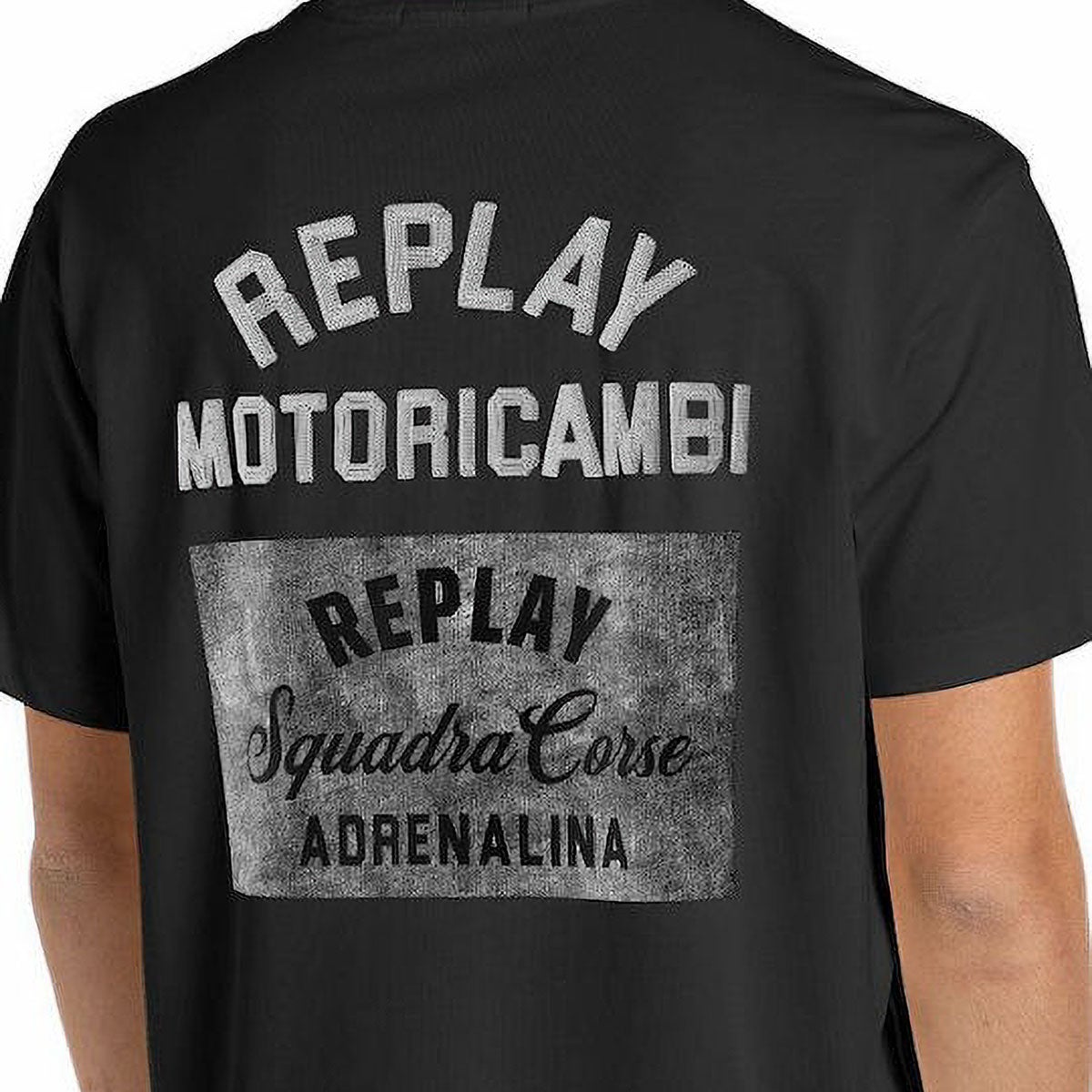 REPLAY｜レギュラーフィット モトリカビ Tシャツ｜Tシャツ｜ブラック｜モデル着用