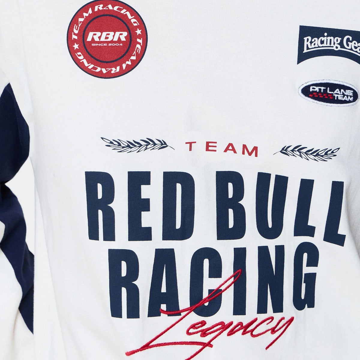 Pepe Jeans｜ぺぺ×レッドブル メンズ チーム L/S Tシャツ｜ロングスリーブ｜オフホワイト｜モデル着用