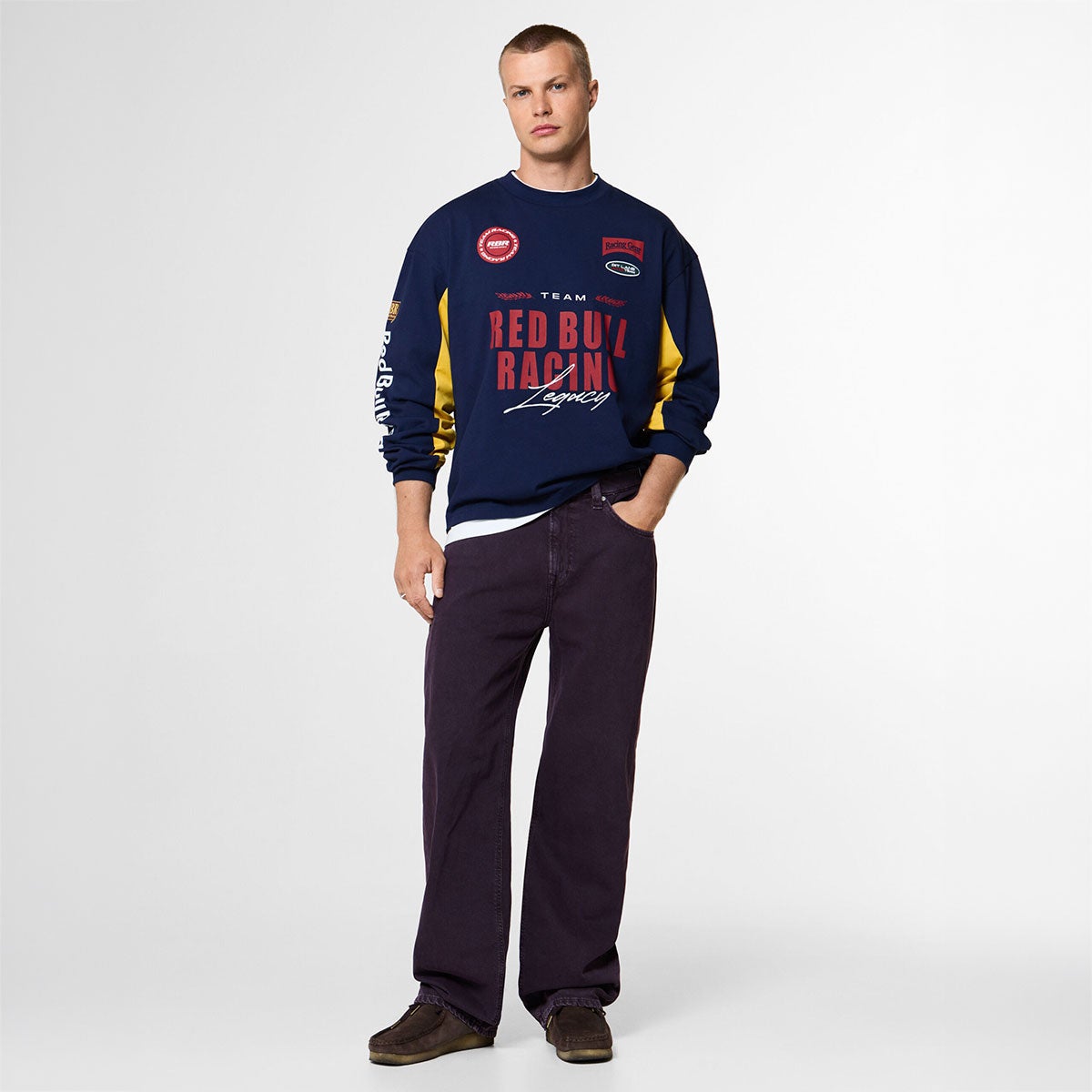 Pepe Jeans｜ぺぺ×レッドブル メンズ チーム L/S Tシャツ｜ロングスリーブ｜ネイビー｜モデル着用