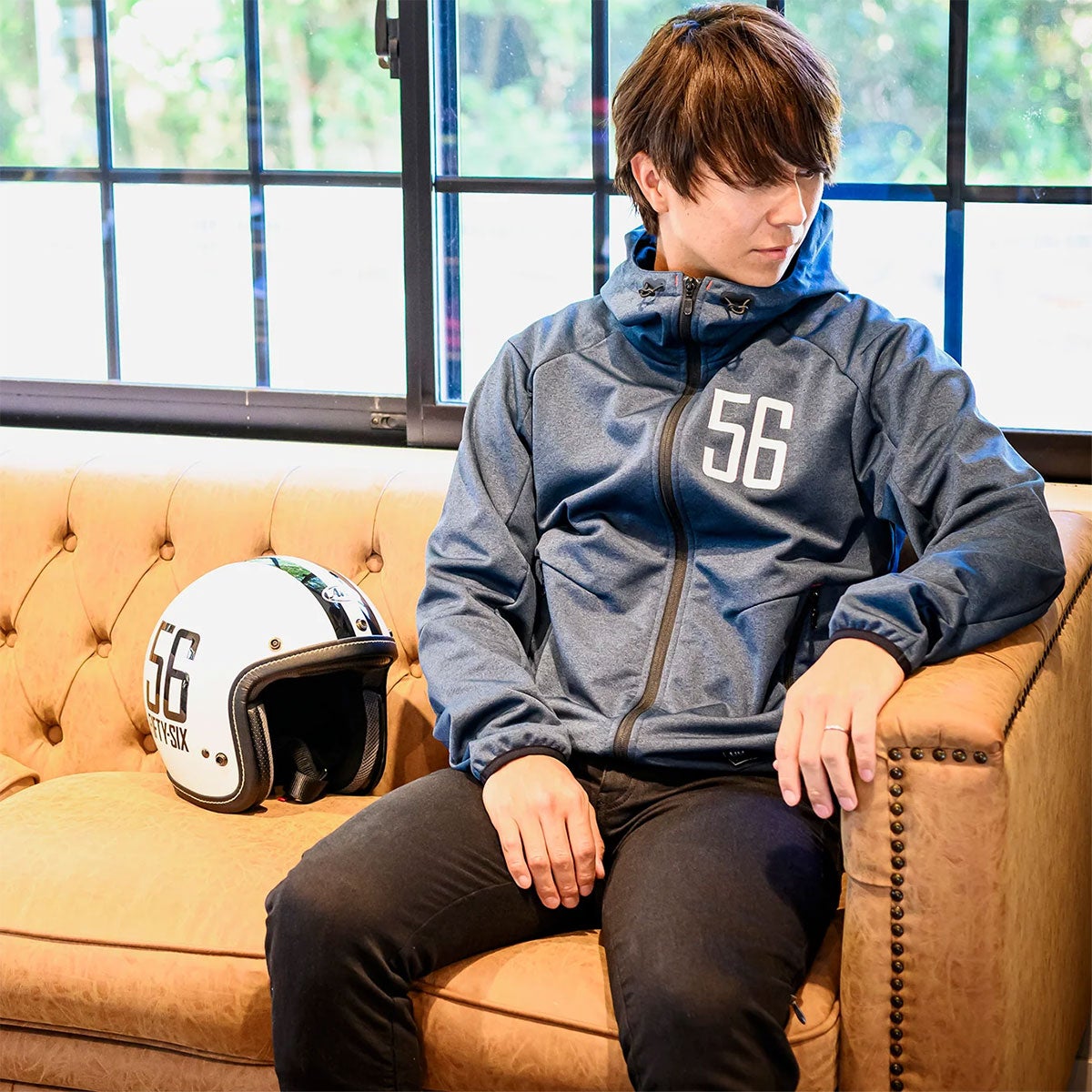 56design｜ユーティリティ パーカー｜フーディ｜インディゴ｜モデル着用
