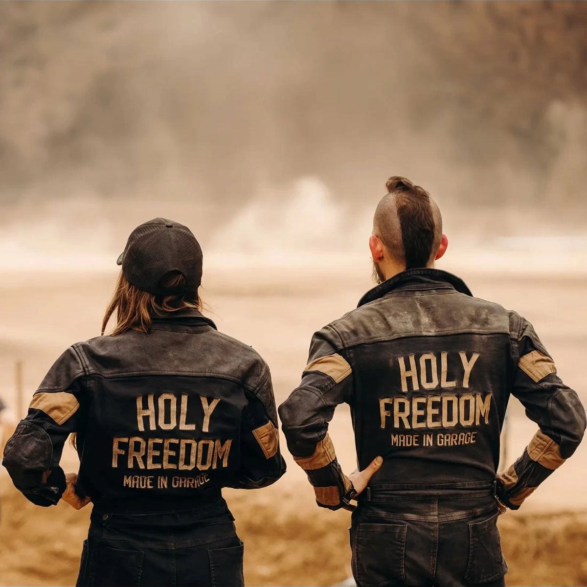 HolyFreedom｜トゥットネロ｜オーバーオール｜ブラック｜モデル着用