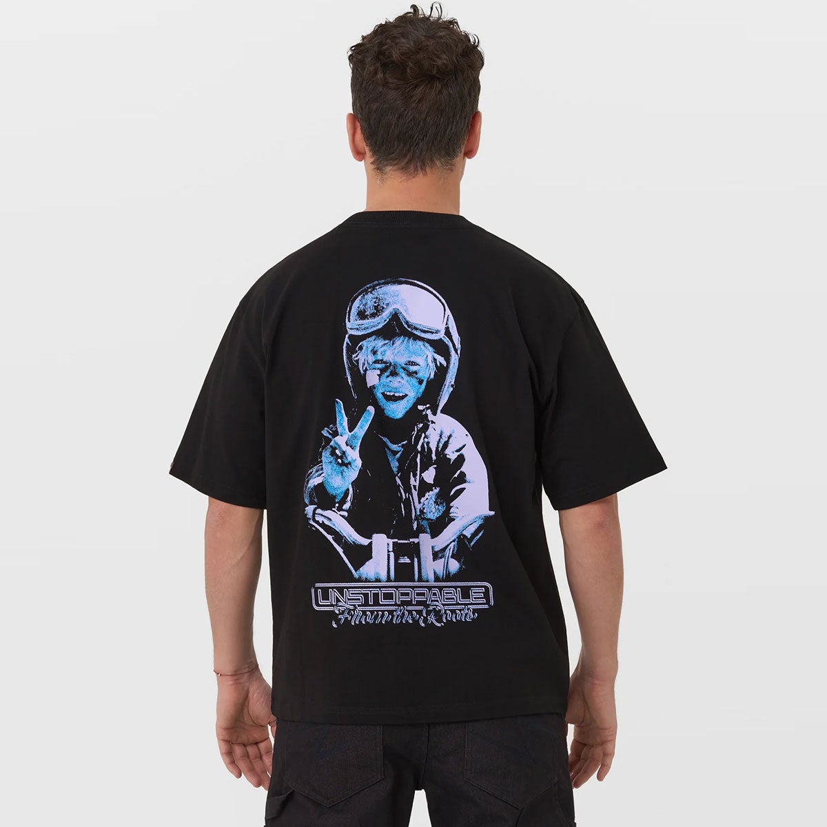 Pando Moto｜ルーク ルーツ オーバーサイズ Tシャツ｜トップス｜ブラック｜モデル着用